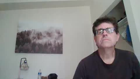 Snapshot of mikewulds chatting on March 27, 8:19 pm Mike online show from March 27, 8:19 pm