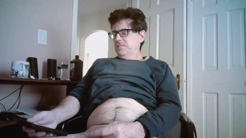 Snapshot of mikewulds chatting on April 11, 1:15 pm Mike online show from April 11, 1:15 pm