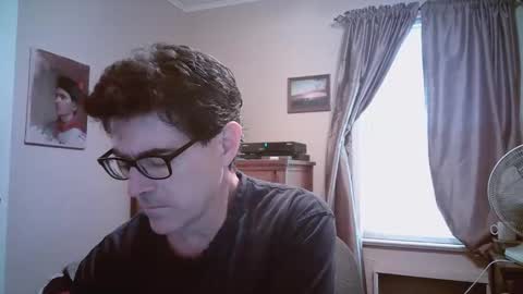 Snapshot of mikewulds chatting on April 15, 10:54 pm Mike online show from April 15, 10:54 pm