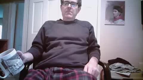 Snapshot of mikewulds chatting on April 25, 12:30 pm Mike online show from April 25, 12:30 pm