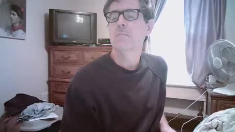 Snapshot of mikewulds chatting on April 25, 2:14 pm Mike online show from April 25, 2:14 pm