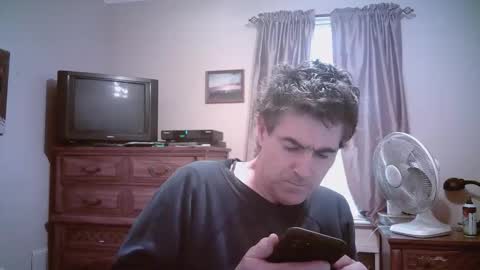 Snapshot of mikewulds chatting on May 8, 10:59 pm Mike online show from May 8, 10:59 pm