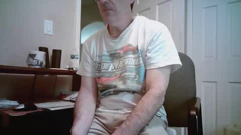 Snapshot of mikewulds chatting on May 10, 1:49 pm Mike online show from May 10, 1:49 pm
