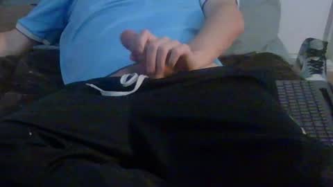 Snapshot of mikey_silver chatting on December 18, 5:48 am mikey_silver online show from December 18, 5:48 am