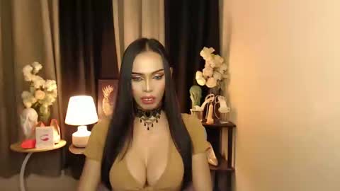 Snapshot of mikeyalawi03 chatting on February 3, 11:31 am Mistress MikeyAlawi online show from February 3, 11:31 am