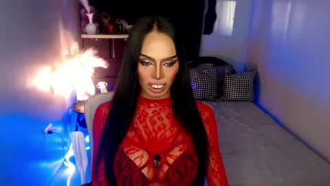Mistress MikeyAlawi online show from June 17, 4:59 am