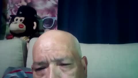 mikeyballer52 online show from December 10, 7:05 am