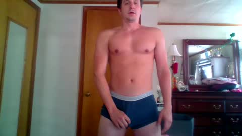 Snapshot of mikeydubs10 chatting on October 25, 1:07 pm mikeydubs10 online show from October 25, 1:07 pm