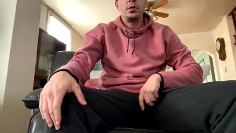 Snapshot of mikeydubs10 chatting on May 2, 3:06 pm mikeydubs10 online show from May 2, 3:06 pm