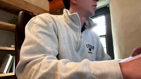 Snapshot of mikeydubs10 chatting on May 8, 1:49 pm mikeydubs10 online show from May 8, 1:49 pm