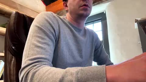 Snapshot of mikeydubs10 chatting on May 12, 1:08 pm mikeydubs10 online show from May 12, 1:08 pm