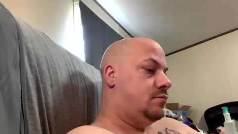 Snapshot of mikeylikesit2222 chatting on February 9, 6:05 pm mikeylikesit2222 online show from February 9, 6:05 pm
