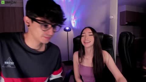 VIOLETAMIKE online show from March 6, 10:01 am