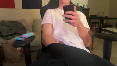 mikeyy222333 online show from February 16, 11:17 am