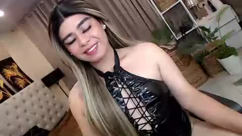 Theresa Luna online show from February 13, 8:27 pm