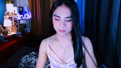 Mikhayla and Zeus online show from January 24, 7:51 am