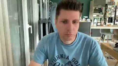 miklp8463 online show from May 5, 8:22 am