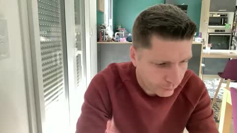miklp8463 online show from May 19, 6:53 am