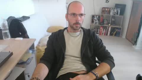 mikmik91 online show from September 29, 10:20 am