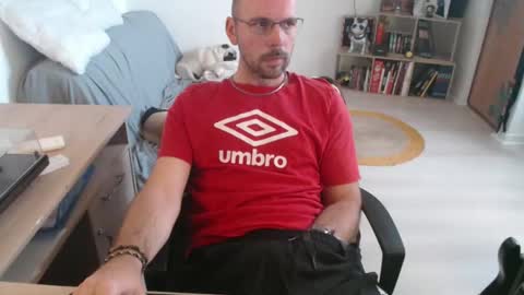 mikmik91 online show from October 10, 9:08 am