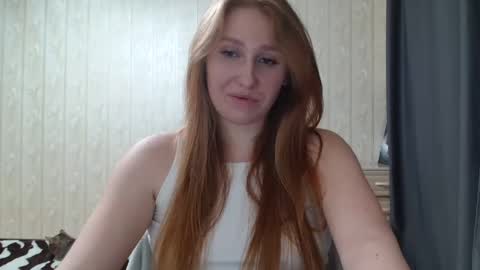 Snapshot of miku_sanders2 chatting on February 2, 9:02 pm miku_sanders2 online show from February 2, 9:02 pm