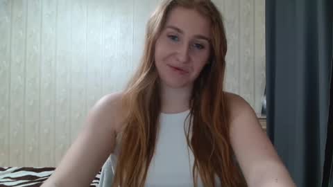 Snapshot of miku_sanders2 chatting on February 12, 12:37 am miku_sanders2 online show from February 12, 12:37 am