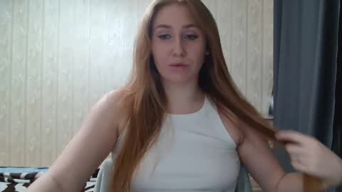Snapshot of miku_sanders2 chatting on February 13, 12:13 am miku_sanders2 online show from February 13, 12:13 am