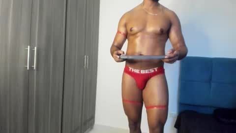 Snapshot of miky_xxx chatting on October 14, 2:23 am Miky online show from October 14, 2:23 am