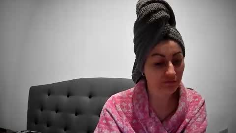 Snapshot of mikyloveu chatting on March 14, 4:56 pm Mikyloveu online show from March 14, 4:56 pm