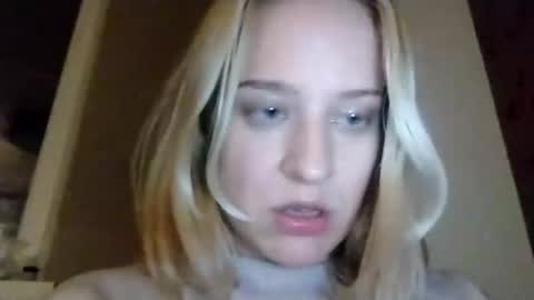 Mila 420 online show from November 14, 8:40 pm