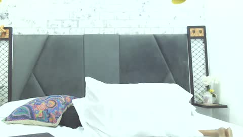 Snapshot of mila_adamss chatting on February 4, 8:38 pm mila_adamss online show from February 4, 8:38 pm