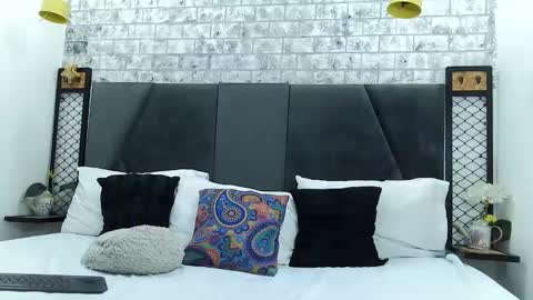 Snapshot of mila_adamss chatting on March 12, 10:48 am mila_adamss online show from March 12, 10:48 am