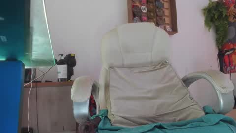 Mila Dash online show from October 15, 1:44 pm