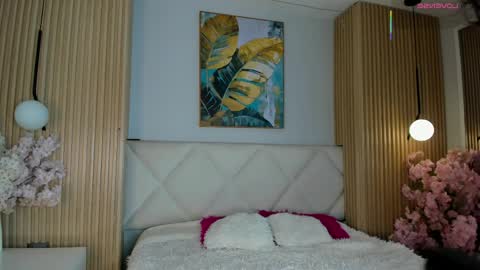mila_hank online show from May 14, 2:57 pm