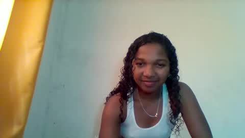 mila_lunah online show from April 10, 7:02 am