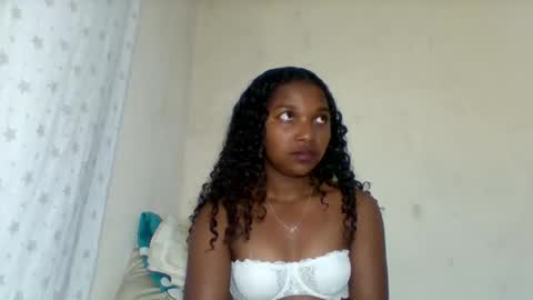 mila_lunah online show from April 29, 5:06 pm