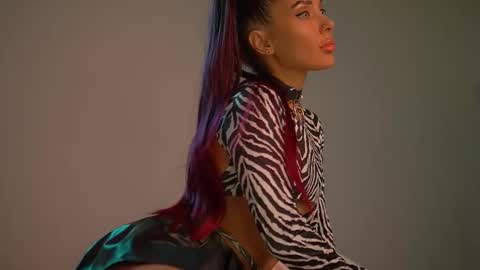 Snapshot of mila_may_ chatting on February 22, 12:45 am mila may online show from February 22, 12:45 am