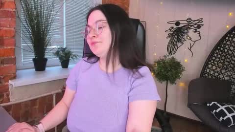 Snapshot of mila_melody chatting on February 10, 7:34 am mila_melody online show from February 10, 7:34 am