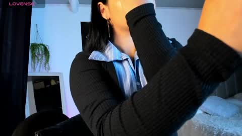 Mila online show from April 25, 12:08 pm