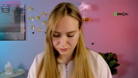 Snapshot of mila_way_ chatting on January 14, 8:58 pm Sweet Mila online show from January 14, 8:58 pm