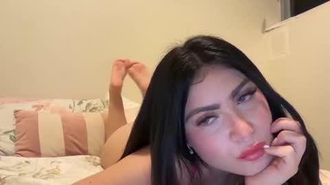 milaa008 online show from September 30, 8:52 am