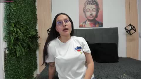 Mila online show from February 4, 3:23 am