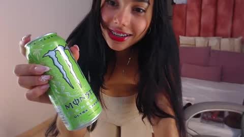 Snapshot of milaa_star chatting on September 26, 4:27 am milaa_star online show from September 26, 4:27 am