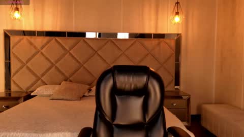 Mila online show from May 13, 3:04 am