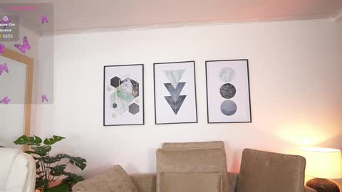 Snapshot of milacrave chatting on September 16, 12:06 pm milacrave online show from September 16, 12:06 pm