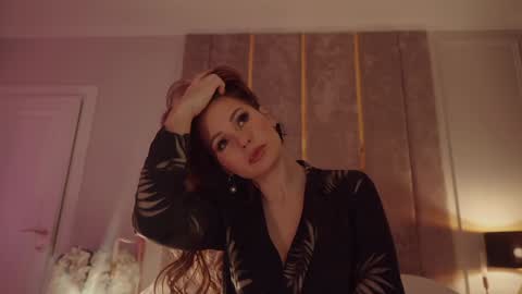        online show from December 19, 5:42 pm