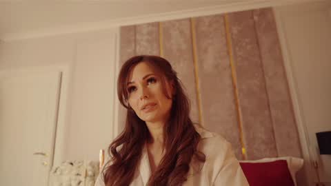 Snapshot of miladystarlight chatting on March 14, 1:05 pm online show from March 14, 1:05 pm