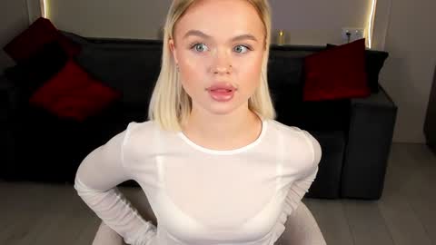 Snapshot of milafink chatting on January 23, 1:56 pm milafink online show from January 23, 1:56 pm