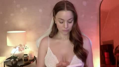 Mila Fleur online show from November 25, 3:23 pm