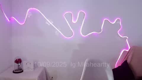 Milah online show from September 10, 8:42 pm
